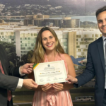 Vice-Presidente do Sinduscon-DF, Helena Peres, Recebe Moção Honrosa e Acolhe Agenda Legislativa do Creci-DF